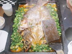 -夯鱼烤鱼·尔滨地标美食(国展店)