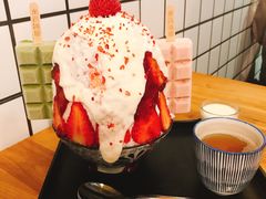 草莓生乳冰-WONDER ICE 萬得冰田(建設路总店)