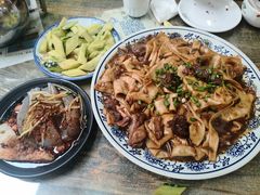 -壹阁胡羊焖饼(特色小吃街店)