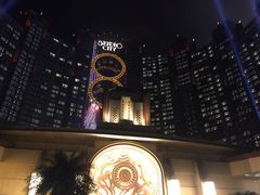 -影汇之星8字形摩天轮