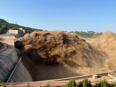 -黄河小浪底水利枢纽风景区
