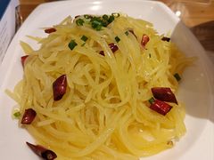 -严记小天府酸菜鱼(西四路店)