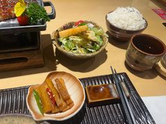 -越光米贩精致料理餐厅(金鹰店)