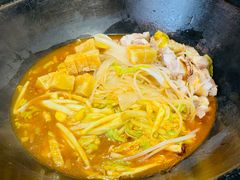 -缘福乡村铁锅炖民宿(八达岭店)