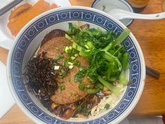 -沪西老弄堂面馆(定西路店)