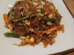 -临界音乐酒馆·小龙虾·江湖菜(华熙LIVE·鱼洞店)
