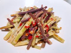 -佬麻雀·新湘菜(东方宝泰店)