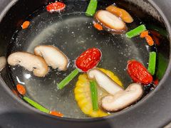 清汤营养锅底-呷哺呷哺(常营华联店)