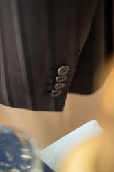 -优刻西服西装定制(金轮国际广场店)