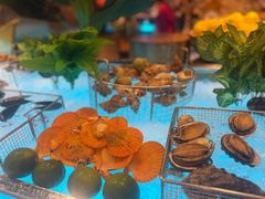 -广州万富希尔顿酒店·感趣自助餐厅·金秋蟹宴生蚝海鲜刺身