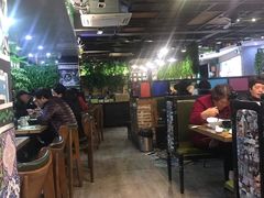 -朋友圈概念餐厅(象山万达广场店)