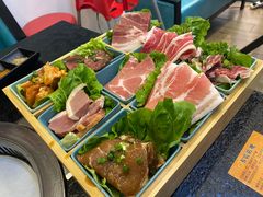 -烤路里·韩国品质自助烤肉(石路天虹4号店)