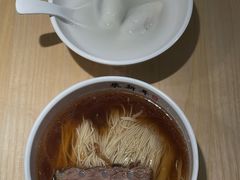 -朱新年·苏式汤团·面点(北寺塔店)