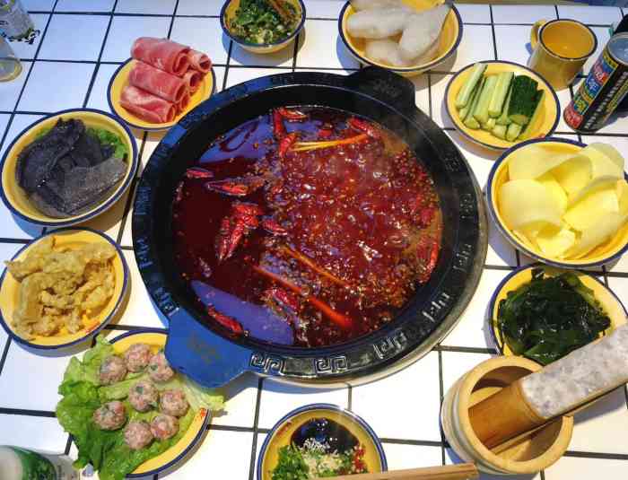 卤校长老火锅(南川店)-"在国庆节,朋友请客吃饭,之前在重庆也见这.