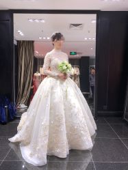 点击看大图 -GRACE KELLY婚纱与礼服(北京店)