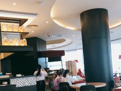 大堂-必胜客(华南摩尔店)