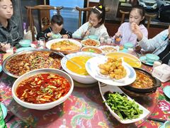 -三大钵江湖菜(空港店)