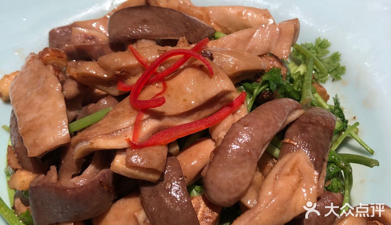 「鱼滑菌菇汤」推荐菜！