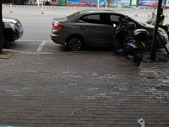 -华莱士·全鸡汉堡(电脑城店)