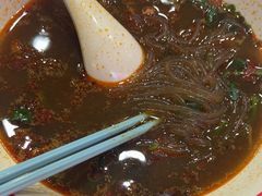 -小杨生煎(金山百联购物中心3楼店)