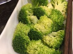 西兰花-川成串·自助串串香火锅(朝阳店)
