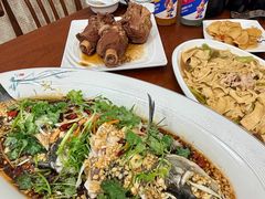 -东北风味思缘食府(对湖路店)