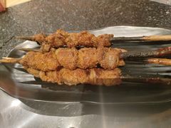 烤红柳枝羊肉串-京炭铜锅涮肉·羊蝎子·羊肉炉(保利·时光里店)