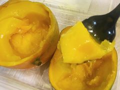 -志龙皇冠吃货椰子铺