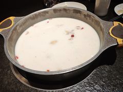 -煲宫猪肚鸡(昆山金鹰国际购物中心店)