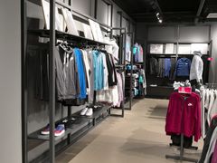 -耐克(恒隆广场店)