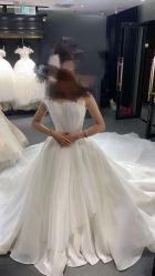 点击看大图 -GRACE KELLY婚纱与礼服(北京店)