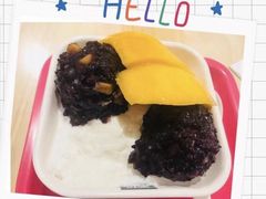 芒果白雪黑糯米-满记甜品(巴黎春天宝山店)