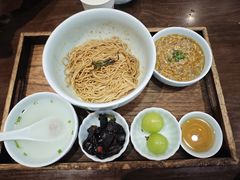 -蟹上黄·蟹黄面·江南糖水(人民广场店)