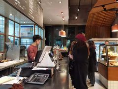 -Dough&Joe团憩(瑞虹天地月亮湾店)