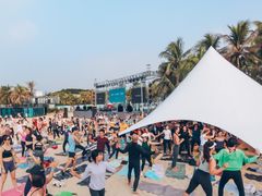 -欢乐海岸椰林沙滩-2025湾区超级灯会