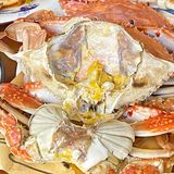 青岛地道海鲜本帮菜！环境超好人气超旺！