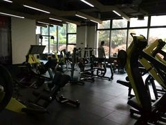 -威尔仕健身会所(古北1699店)