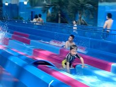 -青岛东方影都融创水世界