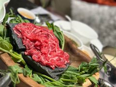 -红鼎豆捞·非遗鲍皇汤火锅(宝丰路店)