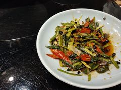 -川流不息·地道川菜·小龙虾(新松江路店)