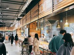-胖东来生活广场(健康路店)