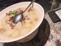 萝卜炖牛腩-新白鹿餐厅(松江开元地中海店)