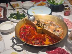 -小龙翻大江文化火锅(宽窄店)