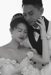 -乐派诗婚纱摄影