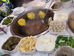 -鲁员外地锅鸡地锅鱼(古墩路店)