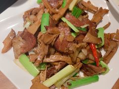-黑鸡小馆(金源店)