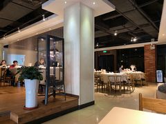 大堂-琥珀·原创臻选店(维家思店)