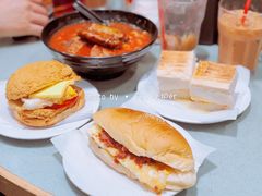 招牌咸牛肉芝士猪仔包-华嫂冰室(尖沙咀店)