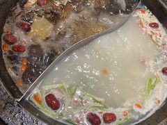 -唇辣号重庆老火锅(亦庄店)