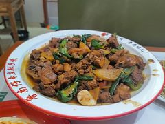-鲁南仔·滕州炒鸡(经三路店)